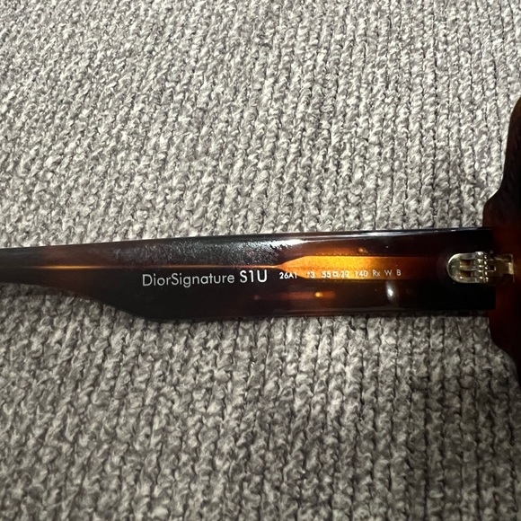 DiorSignature Sunglasses - Picture 5 of 6